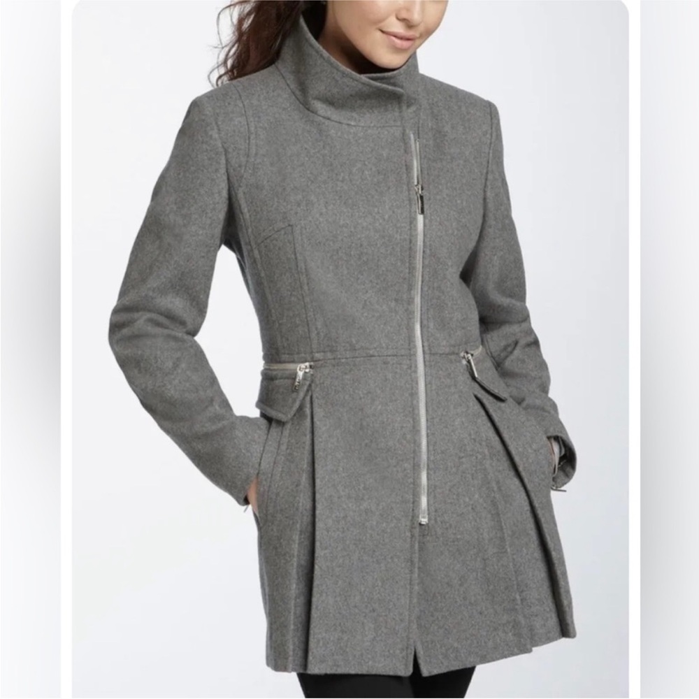Laundry by Shelli Segal Heather Gray
Wool Blend Coat Zipper Detail XS Size 2